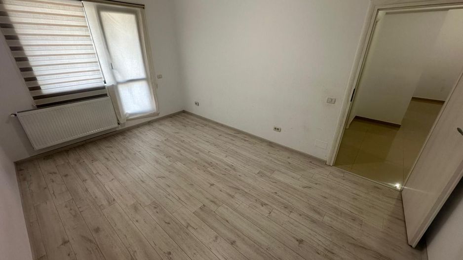 AP. 2 CAMERE - PARCARE INCLUSA, BUCATARIE INCHISA, CENTRALA PROPRIE - Poză 4