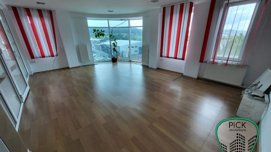 P 4171 - Spațiu de birouri în Livezeni, jud Mureș - Poză 4