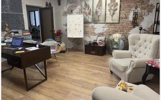 BRASADAS vinde cladire de birouri 24 firme 102.000 euro/an. - Poză 1