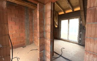 PROIECT DEOSEBIT CU GARAJ- LA ROSU - Poză 8