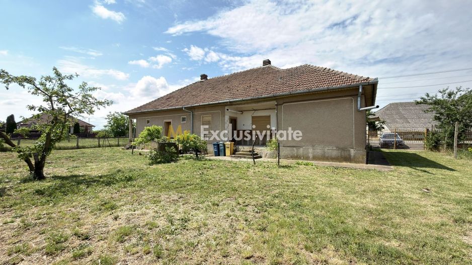 Casă 4 camere, Teren 1955 mp Str. Vezendiului Nr. 366 - Loc. Petrești, Satu Mare - Poză 13