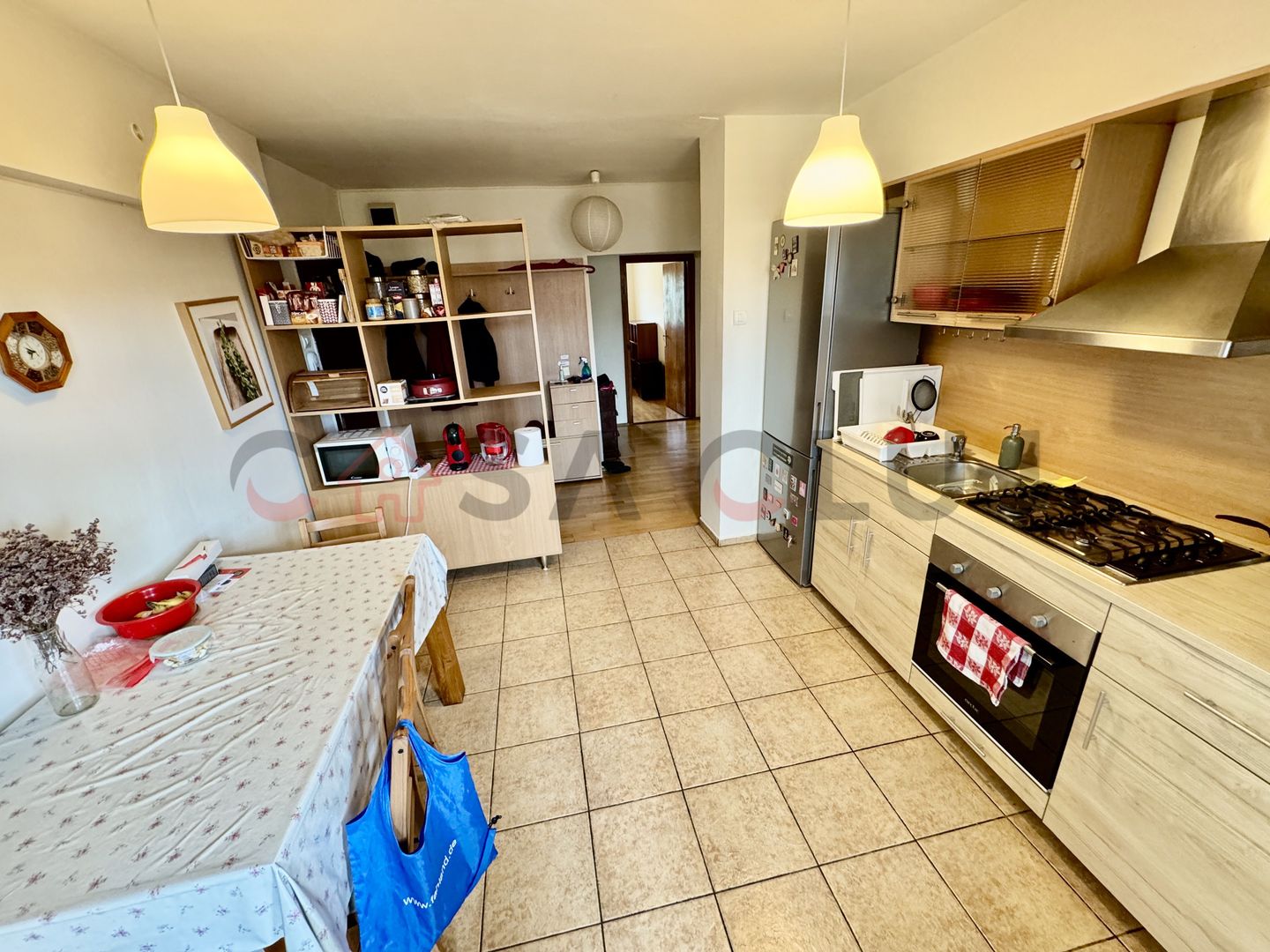 Apartament cu 3 camere, zona Big Belly / Platinia ! - Poză 5