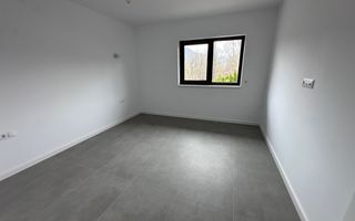 Casa premium 5 camere 120 mp utili curte 337 mp în Cisnadie - Poză 6