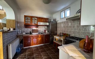 Casă 6 Camere | Sistem fotovoltaic 6.4 kW | Garaj | Lazaret - Poză 15