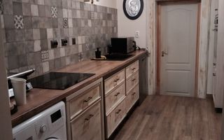 Casă -zona Liviu Rebreanu - Poză 9