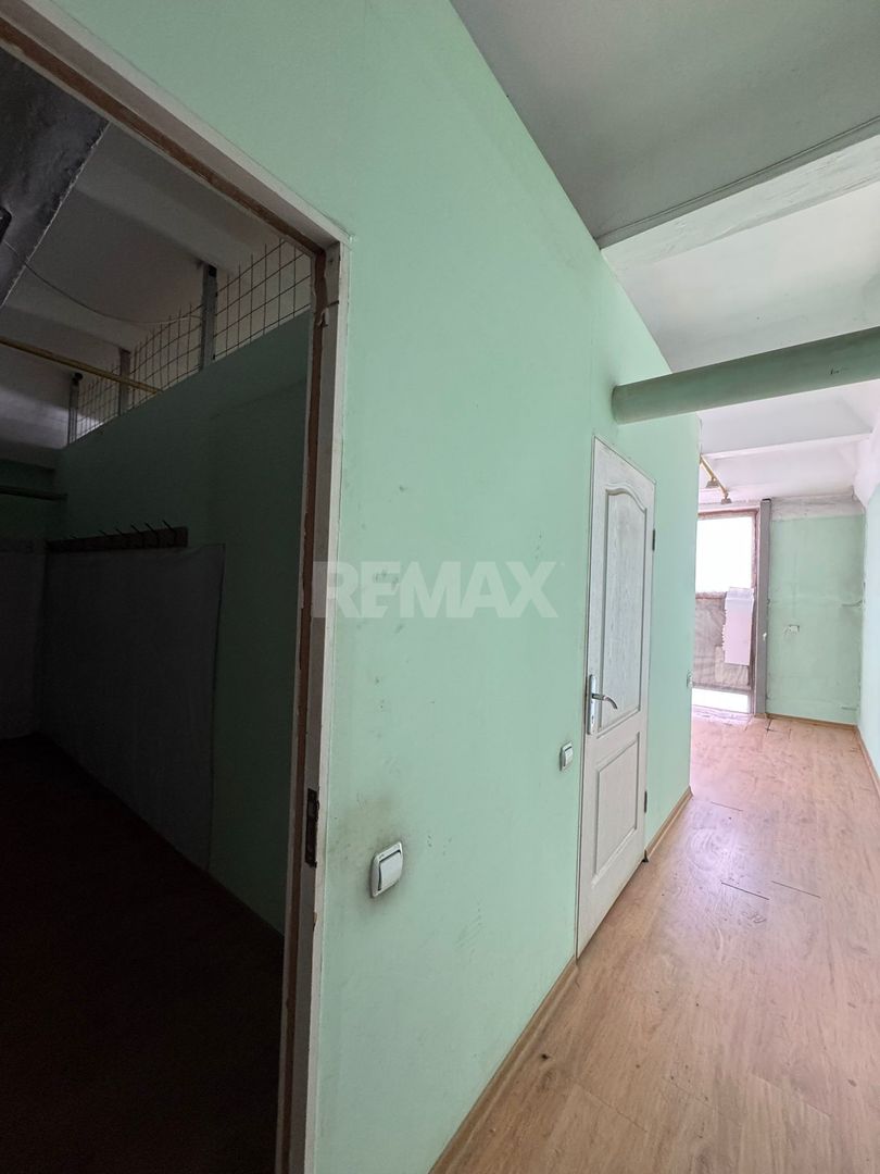 Spațiu comercial versatil în zona centrală - Poză 6