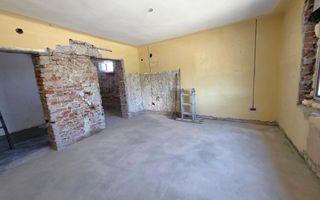 Casă semifinisată, 4 camere, 350 mp teren, la asfalt, zona Centru - Poză 9