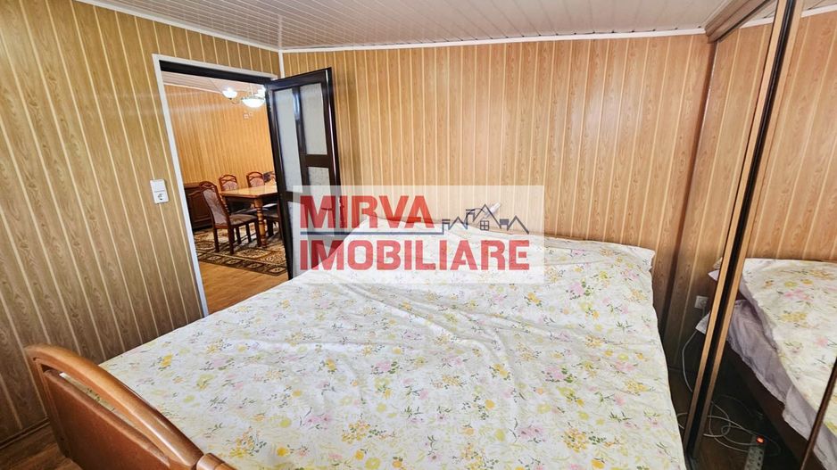 🏡 Casă spațioasă cu 9 camere în Strejnicu – pentru locuință, birouri - Poză 64