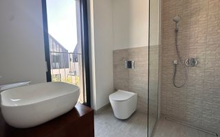 AVALON ESTATE TOWNHOUSE - Poză 13