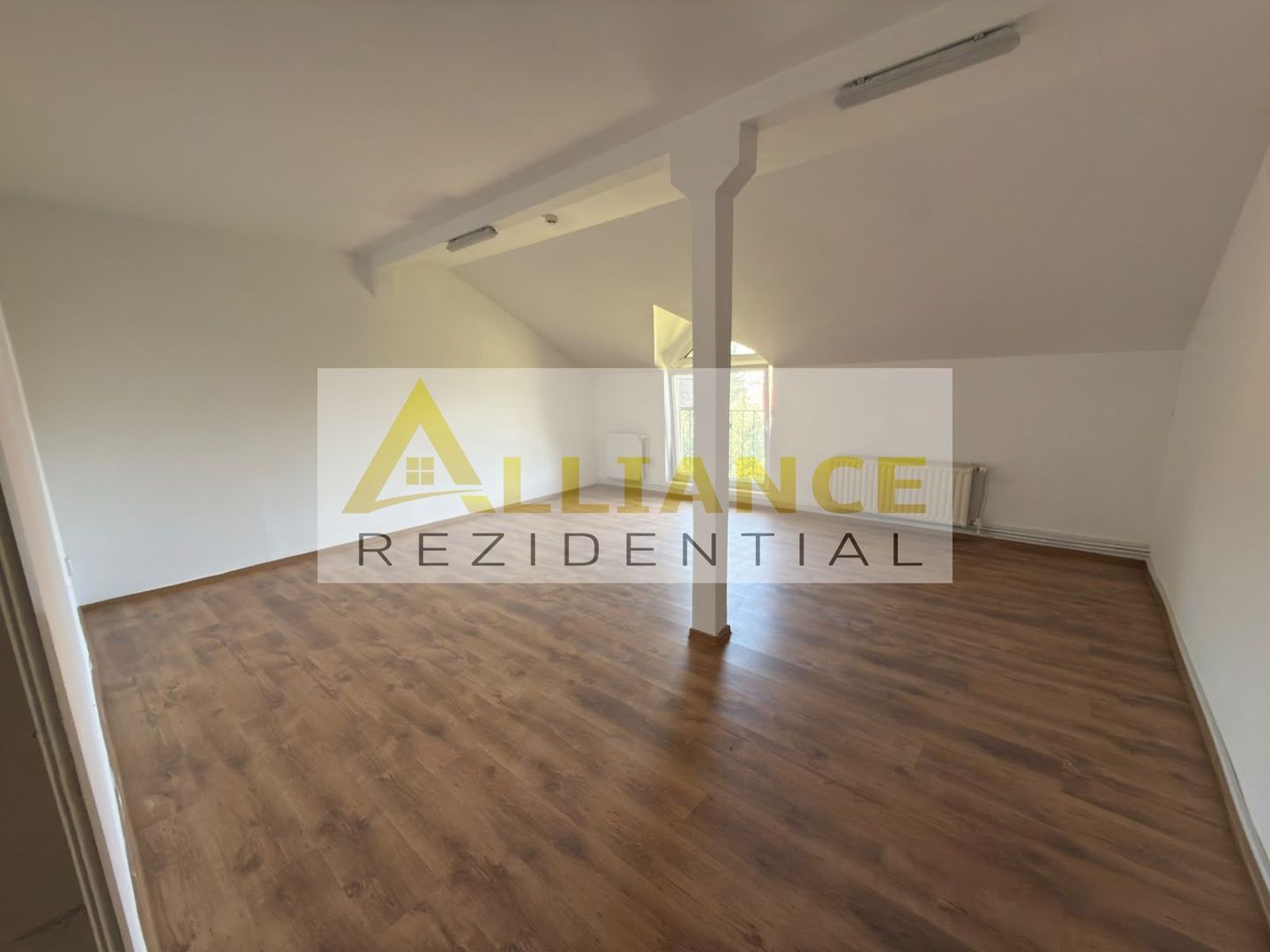 Casa individuala de vanzare in Catelu - 14 camere - teren 1550 mp - Poză 49