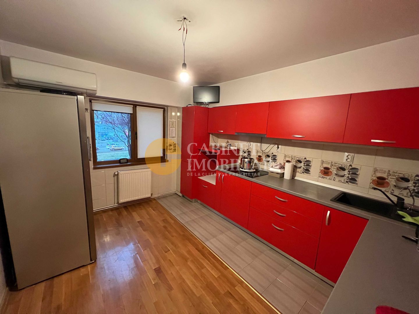 Etaj 1 Apartament 4 Camere Decomandat Nicolina Lidl Bloc 1990 - Poză 1