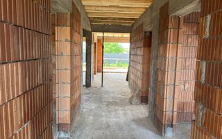 Vanzare Casa pe Parter  4 Camere  Brașov în Cartierul izvor - Poză 9