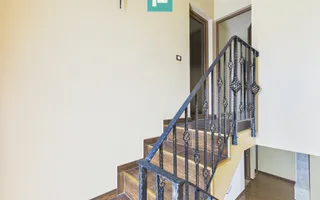 Casă spațioasă în Sântana - Poză 18