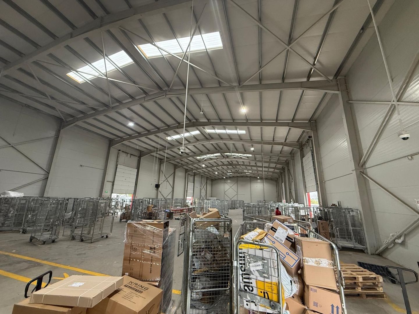 Hală industrială 2.450 mp de vânzare, Mogoșoaia, chirie garantată - Poză 9