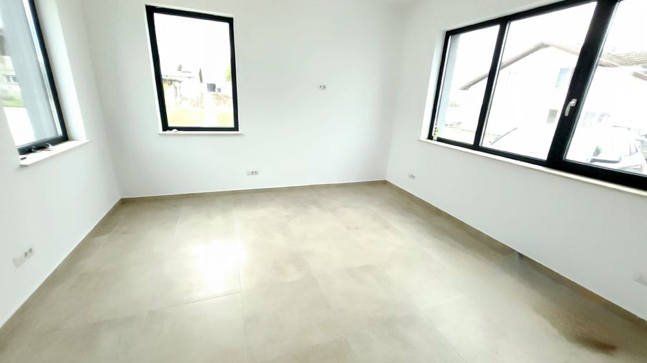 Hala productie/depozitare zona nord -autostrada - Poză 6