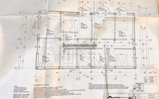 Vila P+2 E De vanzare!!! 14 Camere, 12 dormitoare l zona Palazu Mare - Poză 10