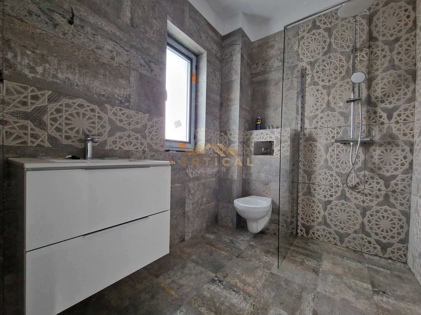 Vila noua de vanzare | 4 Camere | 423mp teren | Berceni centru - Poză 5