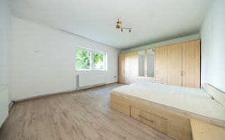 Casă cu teren 2.200 mp și deschidere la DN13 | Zonă mixtă | Brașov, Stupini - Poză 5