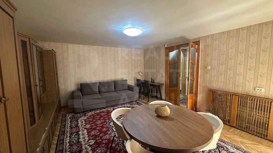 Chirie, apartament, 2 camere, str. Teodorovici, Buiucani - Poză 1