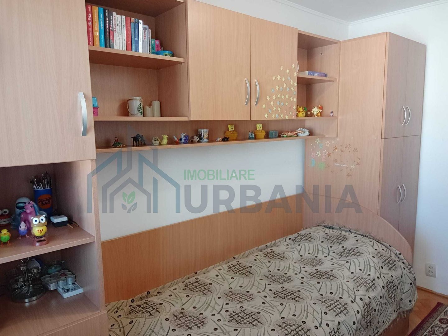 Apartament 3 camere, Nicolina 1, mobilat și utilat - Poză 4