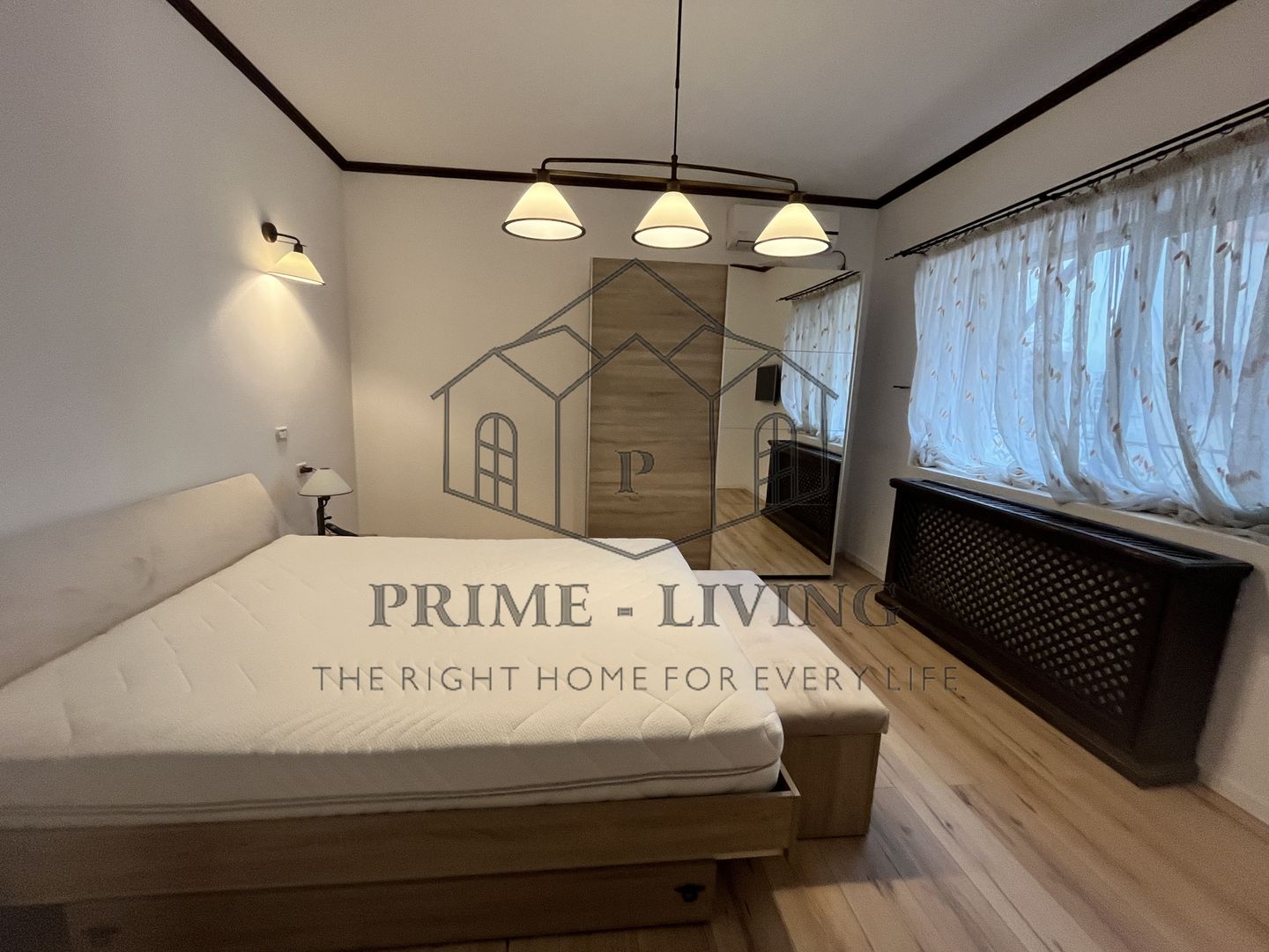 VILA CU 5 CAMERE SI CURTE DE 100 MP LA INCHIRIERE IN ZONA DOROBANTI - Poză 4