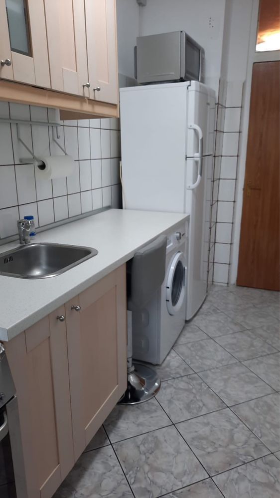 Închiriere Garsonieră Decomandată - Poză 1