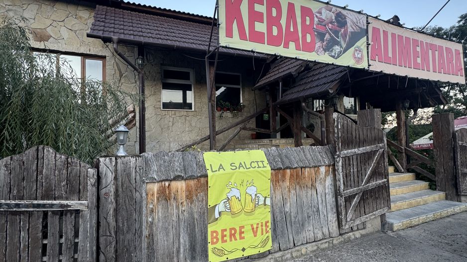 Spațiu Comercial prima linie. Step-Soci, drum Național R20. - Poză 2