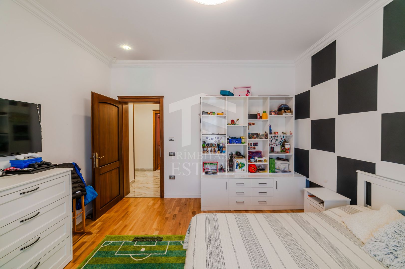 Casa pe parter premium cu piscina in Chisoda independenta energetic - Poză 32