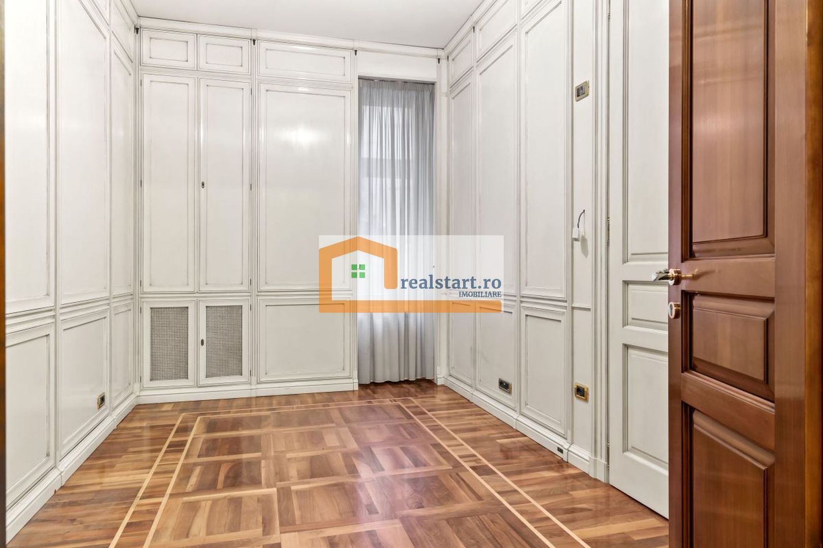 Ultracentral, ideal investitie, spatii birouri sau rezidenta, mixt - Poză 25