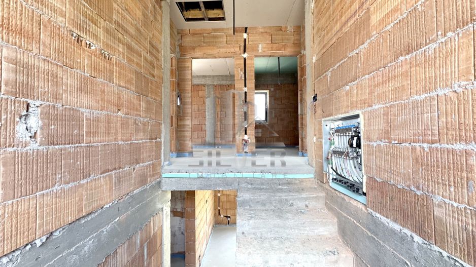 Casa in curs de construire/Teren 450 mp/VANZARE PF. - Poză 16