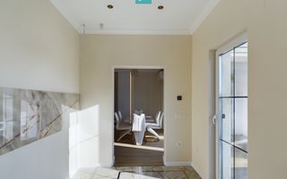 Locuință modernă cu curte spațioasă în Dumbrăvița – perfectă pentru familia ta! - Poză 9