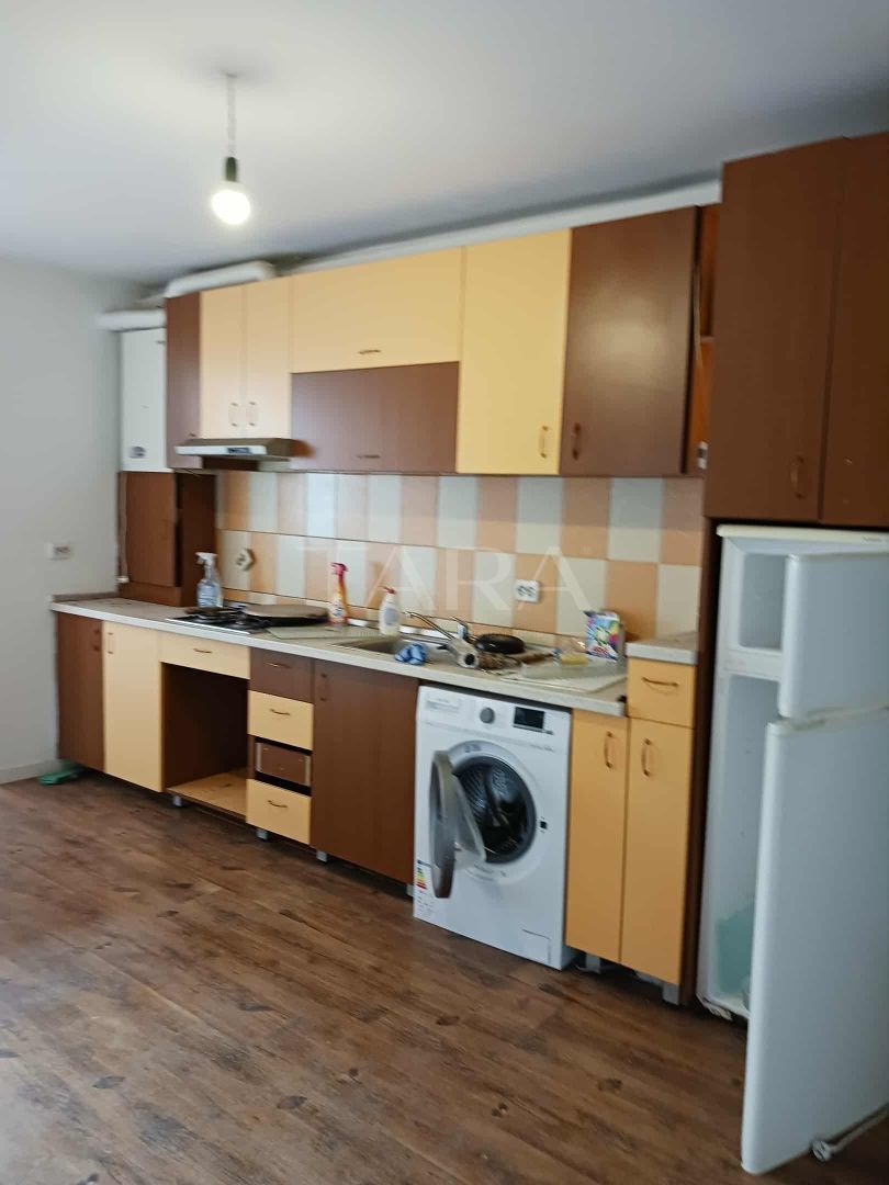 Apartament 2 Camere de Vânzare cu Parcare – Florești, Cartier Terra - Poză 1