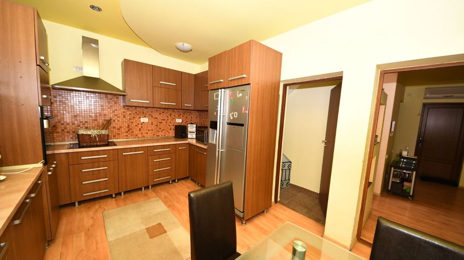 Vila spatioasa, constructie solida, zona micro 17 – Galati - Poză 13