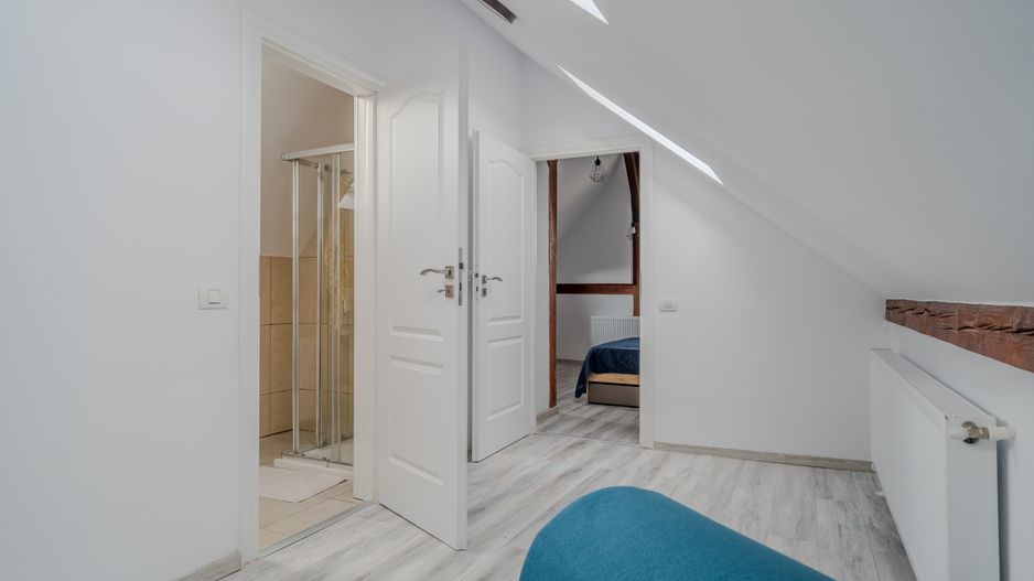 Casa individuala renovata integral | Brasovul Vechi - Dealul Cetatii - Poză 29