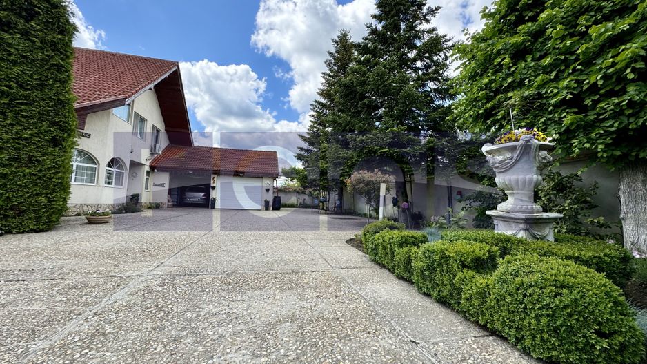 VANZARE VILA UNICA | PISCINA | TEREN 2.200 MP | CORBEANCA | OSTRATU - Poză 4