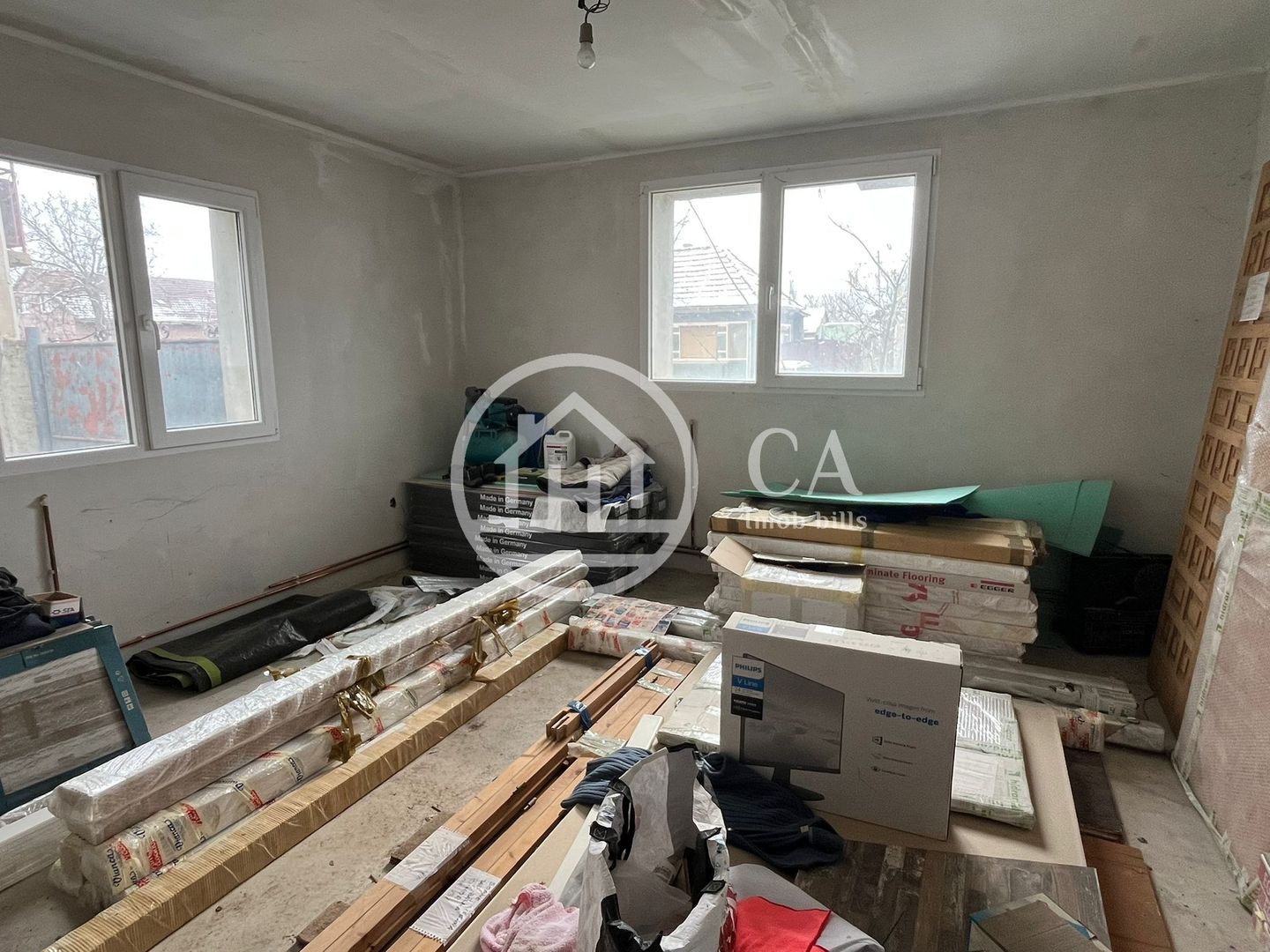 Casa de vanzare D+P+E+M cu 5 camere în Livada De Bihor - Poză 5