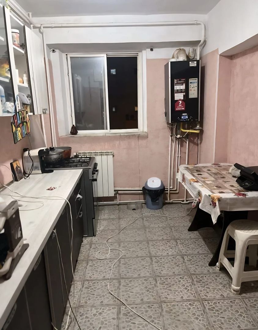 3 camere, decomandat,  etaj 2/4, 2 bai, 2 balcoane - Siderurgistilor - Poză 4