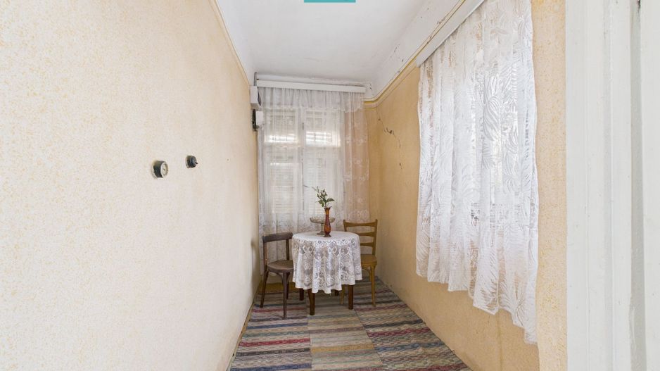 Proprietate cu 3 case din văiugă și teren în Nadab - Poză 12