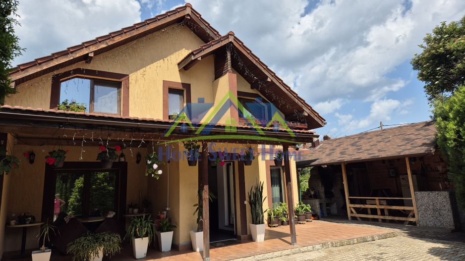 Vand Casa 2 corpuri, P+E, Romanilor, 4 cam, curte, zona de gratar, etc - Poză 1