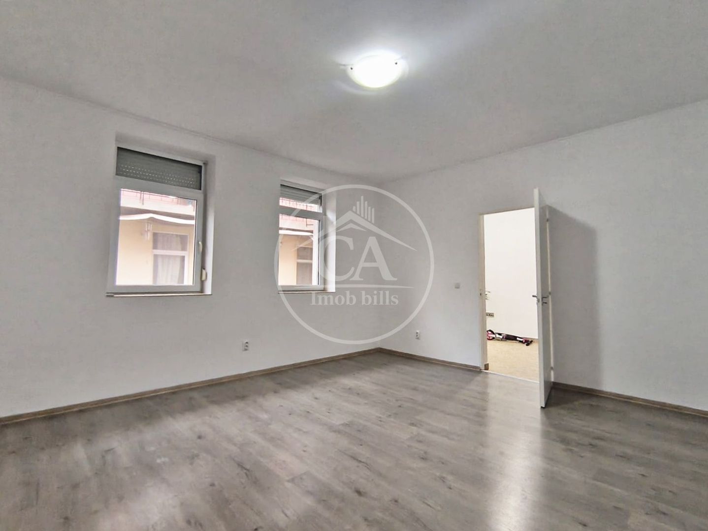 Spațiu comercial de închiriat în zonă centrală, Oradea - Poză 4