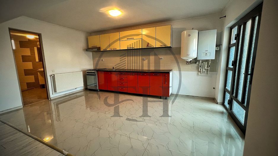 SOLD/ VANDUT Casă / Vilă cu 3 camere de vânzare în zona Faleza Nord - Poză 5