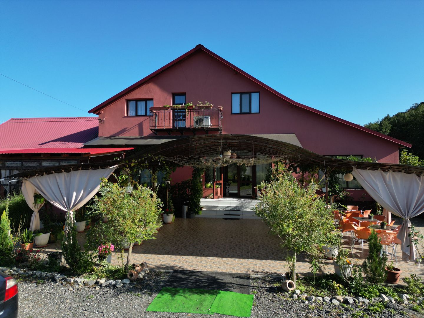 Sala de evenimente în inima naturii - Poză 24