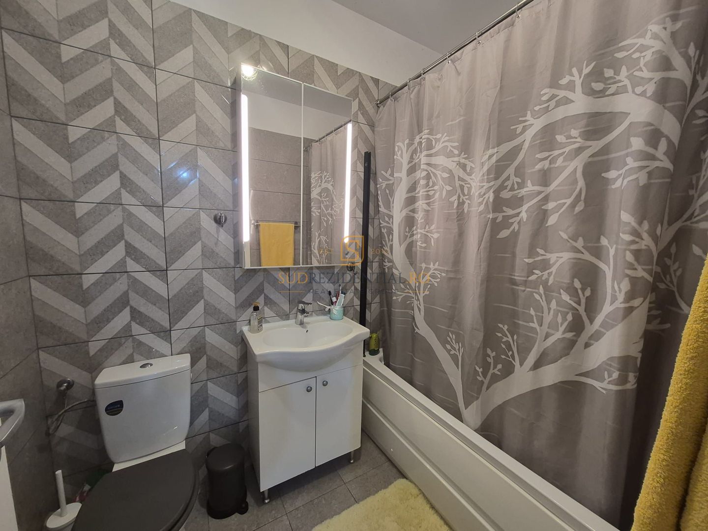 Apartament 2camere, mobilat și utilat, parcare inclusă -Metrou Berceni - Poză 17