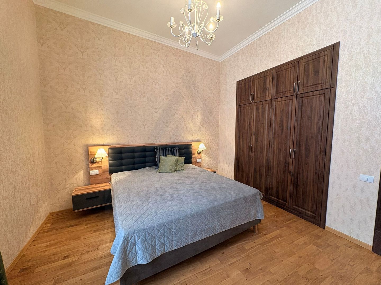 Apartament premium 2 camere 55 mp + pivniță renovat 2025 zona Centrala - Poză 12
