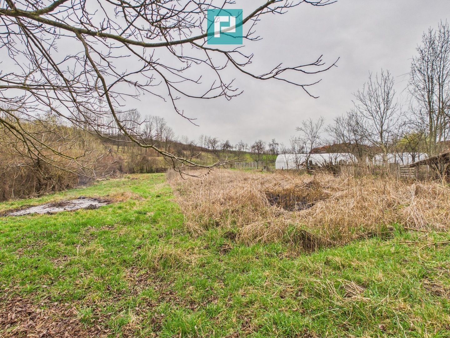 Casă la roșu în localitatea Almaș, Arad. - Poză 8