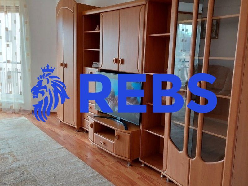 Apartament cu 3 camere decomandat zona Aradului - Poză 2