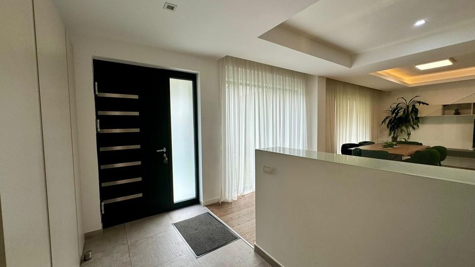 Vila complex privat Erou  Iancu Nicolae - Poză 14