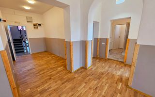 2 Vile Interbelice | Zonă Centrală | Renovate Integral 2024 - Poză 52