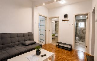 Apartament 2 camere | Renovat | Ultracentral| Boxa+Curte | 0% Comision - Poză 2