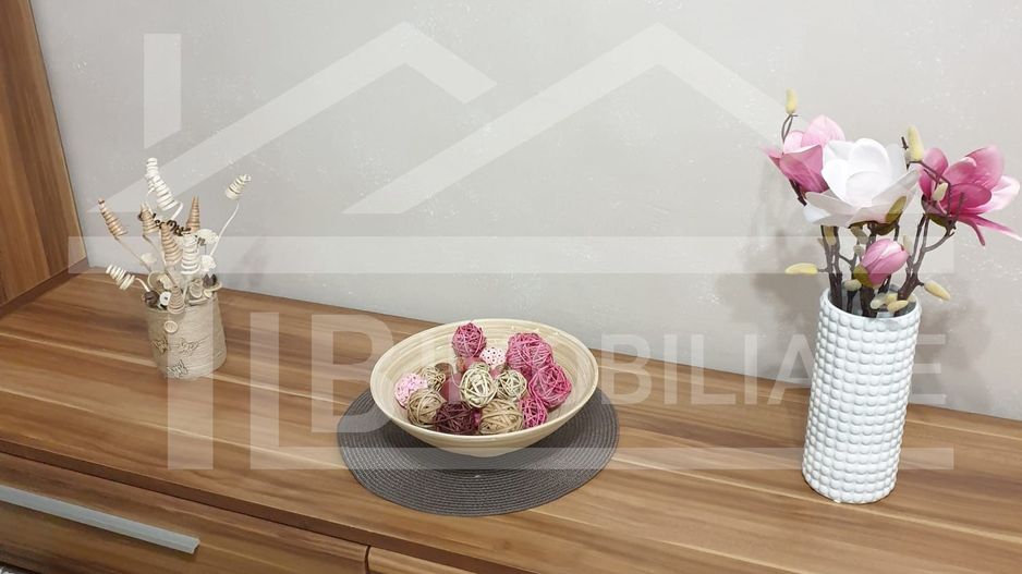 Apartament cu 2 camere, 60mp, decomandat, zona Poli 2 - Poză 6